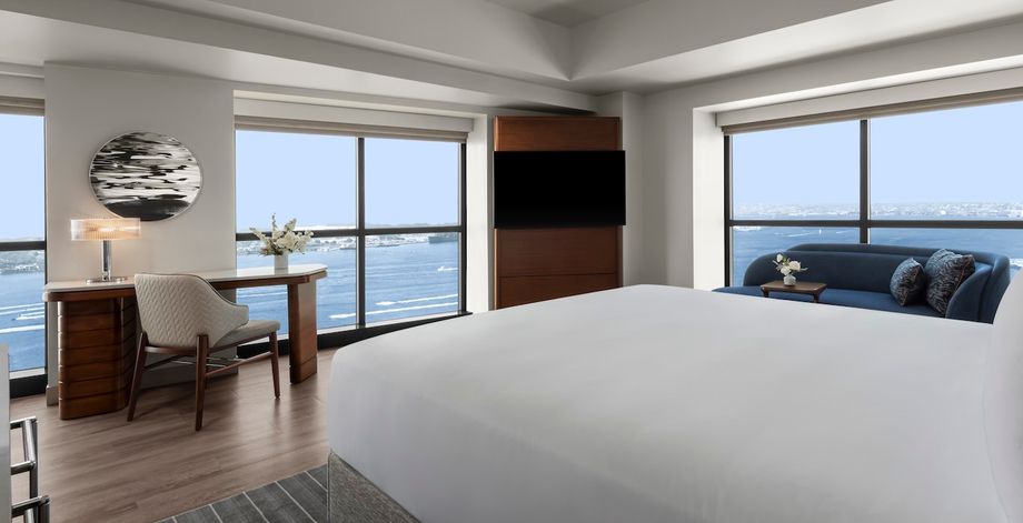 Manchester Grand Hyatt San Diego Corner King